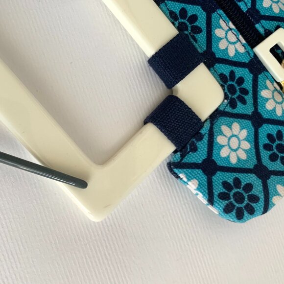 Old Navy Convertible Mod Flower Clutch Purse Bag Blue White Navy Preppy Retro - Picture 12 of 13